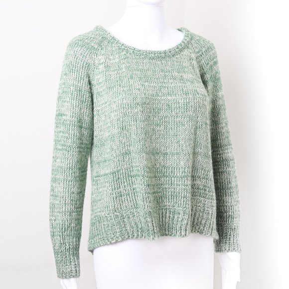 Pleated Soft Green Sweater Size M-L - Picture 1 of 3